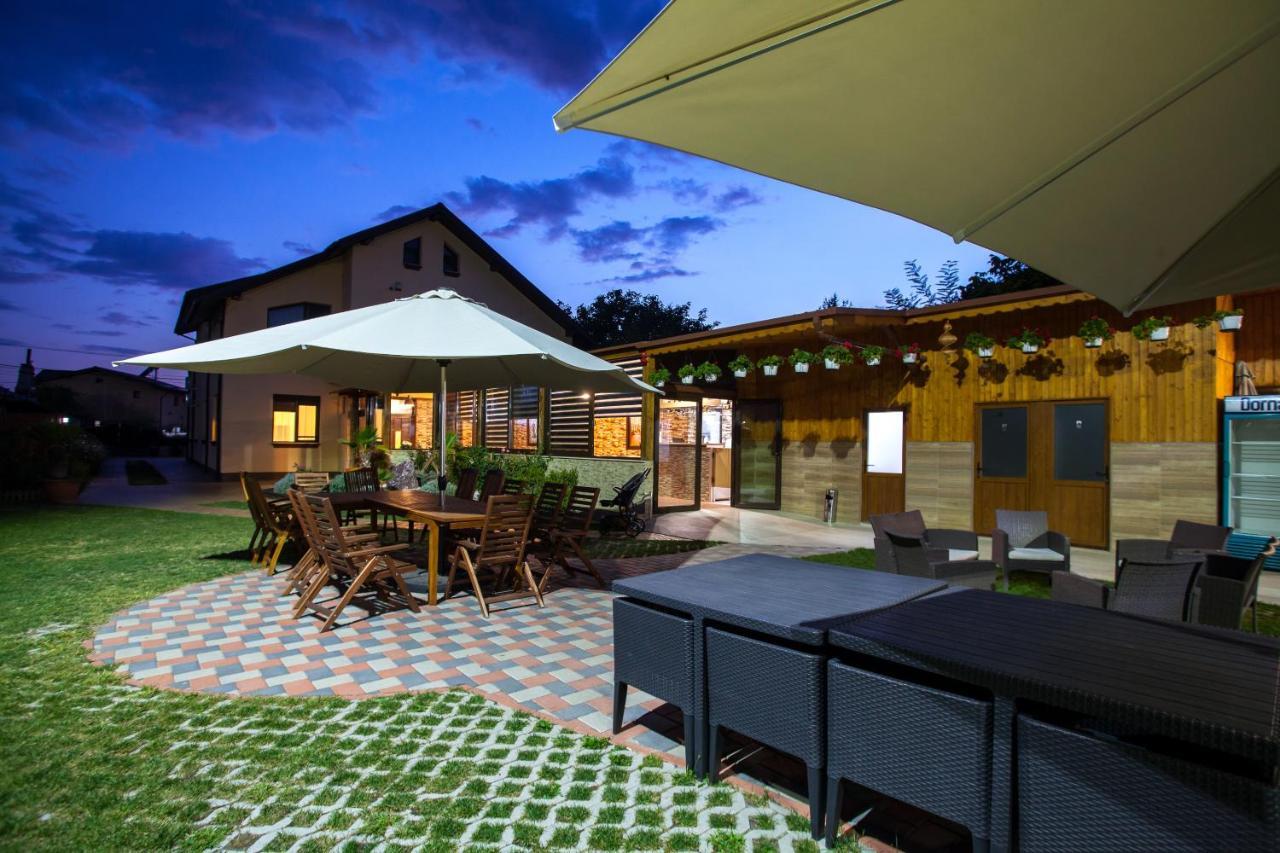 Vila Dumitrana Exterior photo